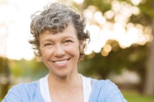 Learn more about the benefits of dental implants in Las Alamitos.